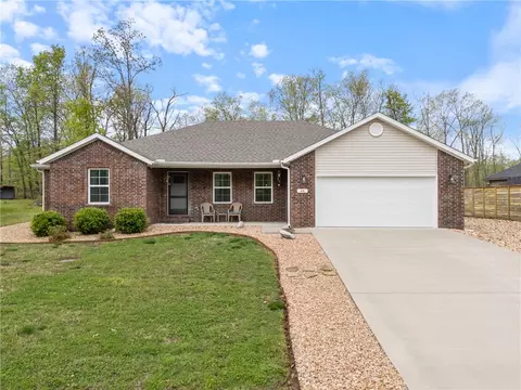44 Skye Dr, Bella Vista, AR 72715