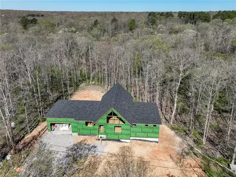 14 Forfar Dr, Bella Vista, AR 72715