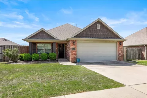 3529 Foxtail Lily Ln, Fayetteville, AR 72704