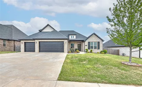 746 Saffron Ave, Springdale, AR 72762