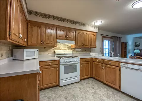 105 Watts St, Harrison, AR 72601 photo 8