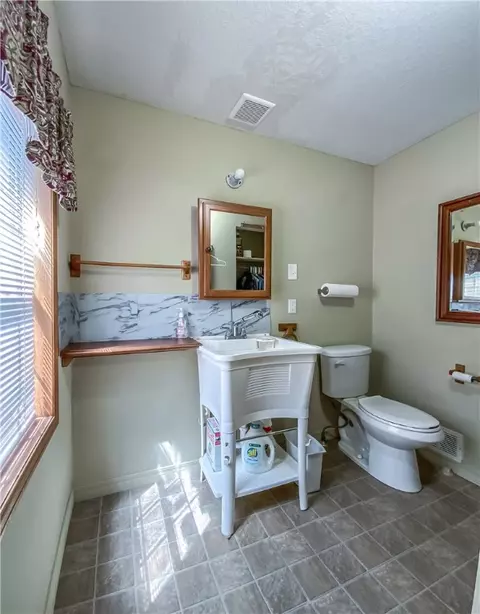 105 Watts St, Harrison, AR 72601 photo 24