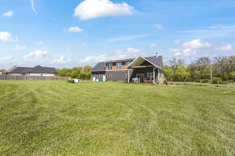 Exterior - 13715 Noah Rd, Gravette, AR 72736 photo 9 of 17