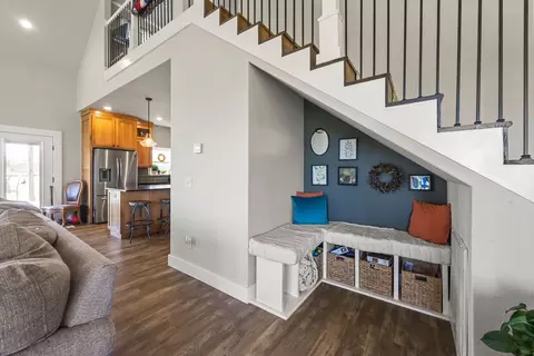 Entry Way - 13715 Noah Rd, Gravette, AR 72736 photo 1 of 4