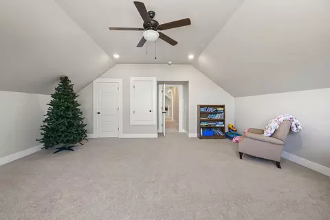 Bedroom - 13715 Noah Rd, Gravette, AR 72736 photo 5 of 5