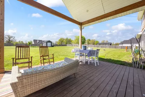 Exterior - 13715 Noah Rd, Gravette, AR 72736 photo 11 of 17