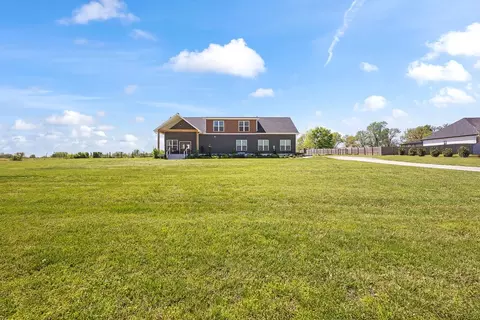 Exterior - 13715 Noah Rd, Gravette, AR 72736 photo 15 of 17