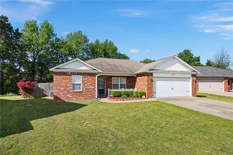1509 E 11th Cv, Russellville, AR 72802