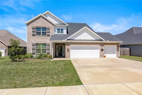 1940 River Meadows Dr, Fayetteville, AR 72701