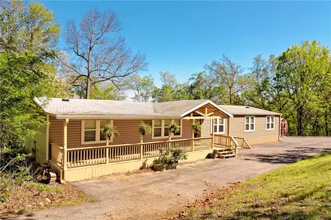 11820 E Ventris Rd, Garfield, AR 72732