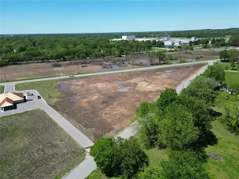 Gentry Boulevard, Gentry, AR 72734
