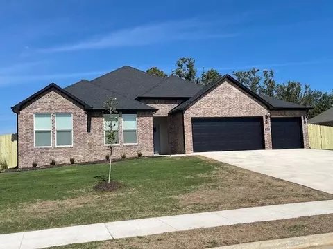 7001 E Sugarloaf St, Siloam Springs, AR 72761
