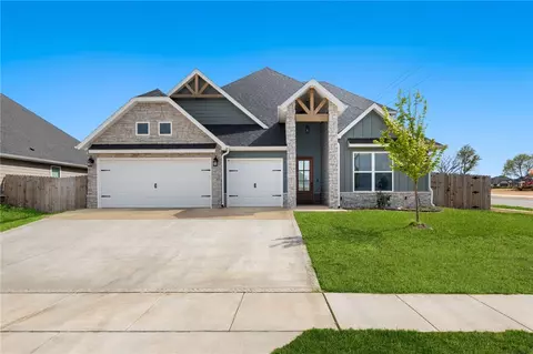 1271 Silver Maple St, Centerton, AR 72719