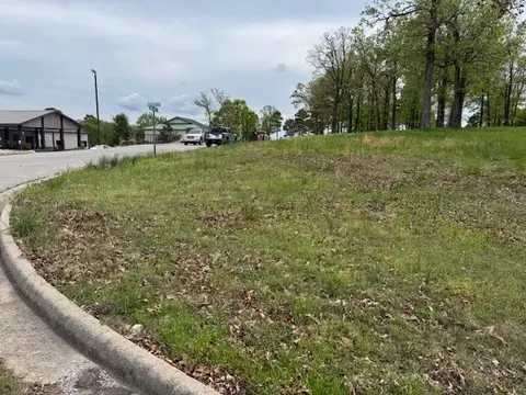 23 Parkcliff Drive, Holiday Island, AR 72631