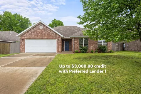 4700 Fieldstone Blvd, Bentonville, AR 72712