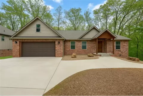 13 Cresswell Cir, Bella Vista, AR 72714