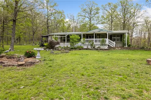 9842 Hilltop Rd, Harrison, AR 72601