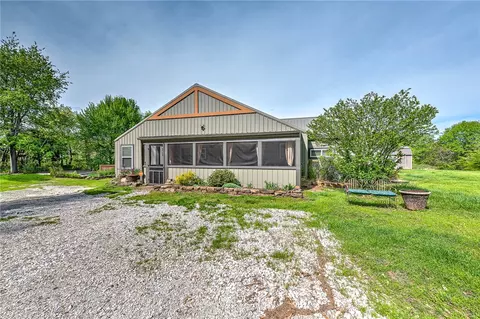 16567 Holcombe School Rd, West Fork, AR 72774 photo 2