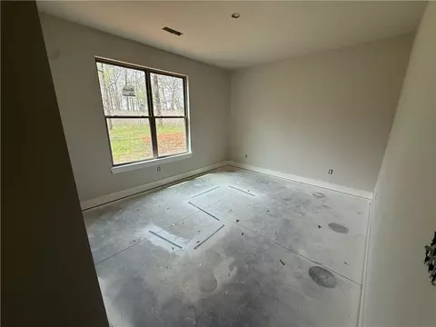 Bedroom - 9301 Digby Dr, Gentry, AR 72734 photo 2 of 3
