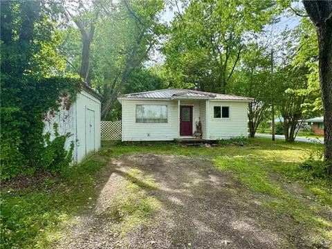 1000 S Ithaca, Russellville, AR 72801