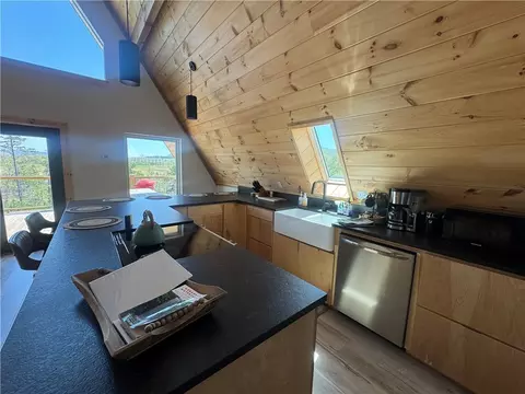 Kitchen - 794 Nc 3986, Jasper, AR 72641 photo 2 of 3