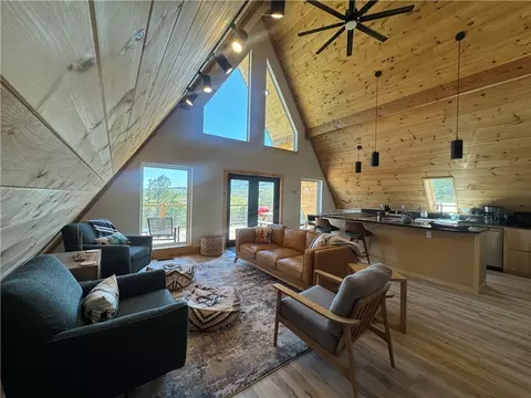 Living - 794 Nc 3986, Jasper, AR 72641 photo 1 of 4