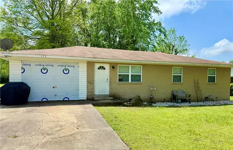 173 Glenn St, Farmington, AR 72730