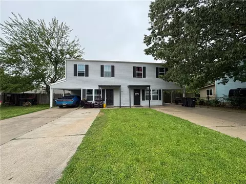 522 Cormay Ct #A & B, Springdale, AR 72764