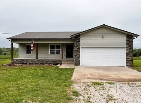 6772 Prairie View Rd, Harrison, AR 72601