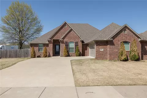 4008 SW Roundstone Blvd, Bentonville, AR 72713