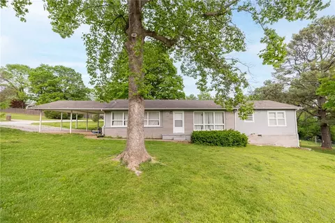 501 S Kelley St, Harrison, AR 72601