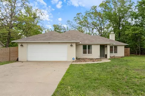 2 Kirkpatrick Ln, Bella Vista, AR 72715