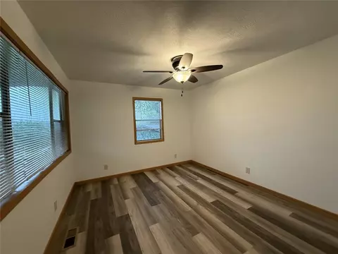 424 N Olive St, Harrison, AR 72601 photo 5