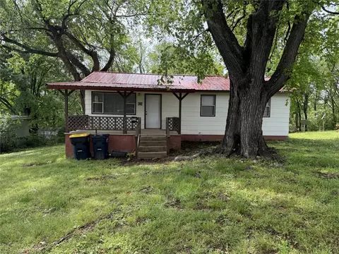 424 N Olive St, Harrison, AR 72601