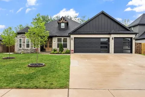 3311 Lucretia Rd, Bentonville, AR 72713