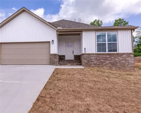 872 E Buchanan St, Prairie Grove, AR 72753