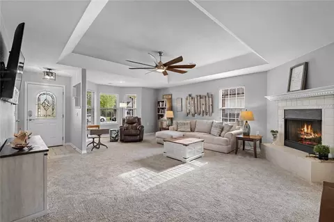 1010 W Green Acres Pl, Rogers, AR 72758