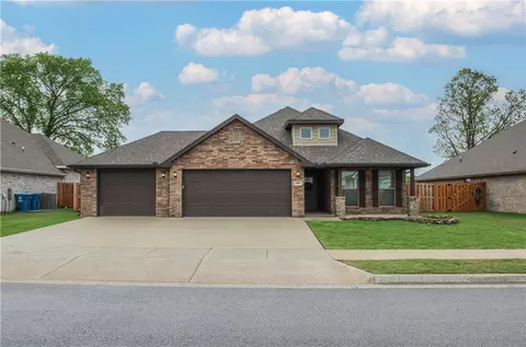 2607 Westbrook Loop, Pea Ridge, AR 72751