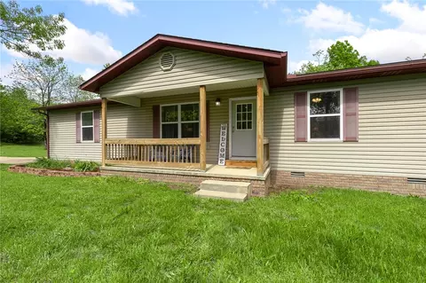7828 Orchard Point Rd, Harrison, AR 72601