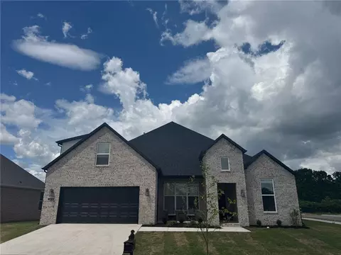 2979 N Grey Squirrel Dr, Fayetteville, AR 72704