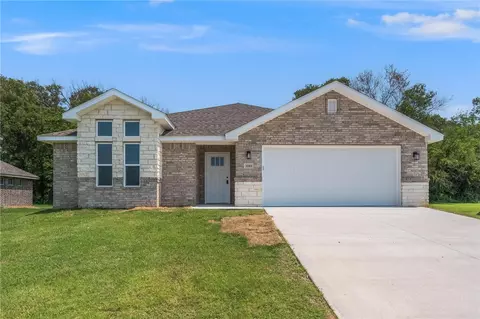3503 N Wiley Dr, Siloam Springs, AR 72761