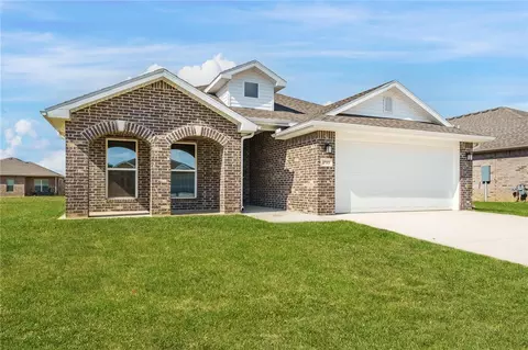 1712 Ferguson St, Pea Ridge, AR 72751