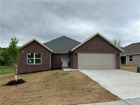 51 W Watson Ln, Farmington, AR 72730