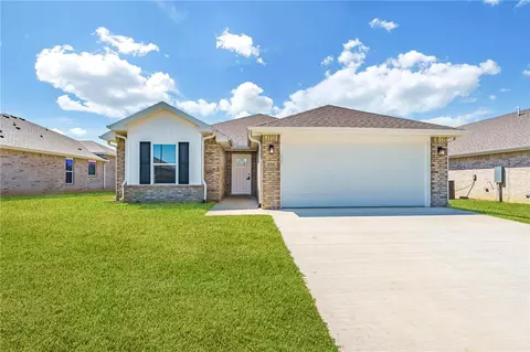 1715 Ferguson St, Pea Ridge, AR 72751
