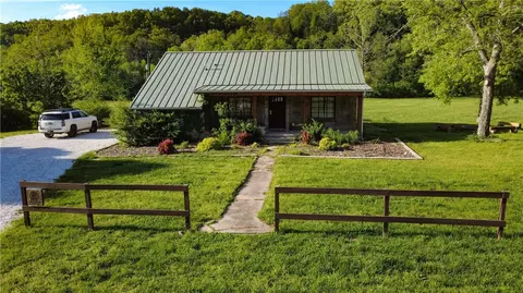 4943 Rocky Ridge Trl, Little Flock, AR 72756
