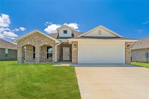 1719 Ferguson St, Pea Ridge, AR 72751