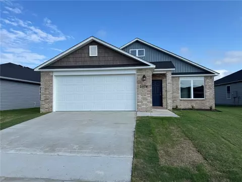 2574 E Meramec St, Fayetteville, AR 72701