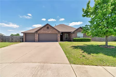 7388 Alivia Cir, Springdale, AR 72762