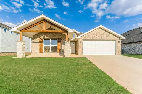 8851 Anise Dr, Centerton, AR 72719