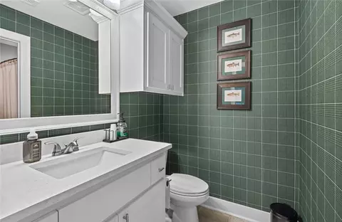 Bath - 4061 Legacy Dr, Springdale, AR 72762 photo 5 of 5